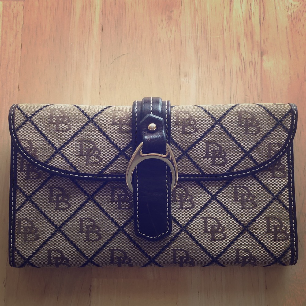 Dooney & Bourke Wallet